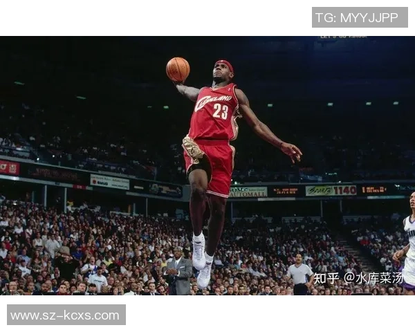 足球明星中是否也能找到篮球巨星詹姆斯的身影与影响力 足球明星中是否也能找到篮球巨星詹姆斯的身影与影响力