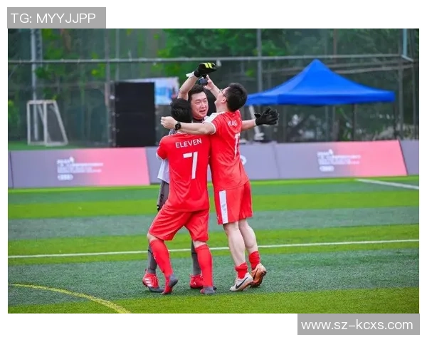 周芳专访：从绿茵场到人生舞台的足球旅程回顾与展望