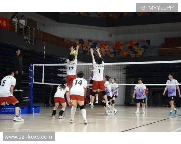 成都排球队的耐力探秘与训练揭秘展现排球运动的魅力与坚持 成都排球队的耐力探秘与训练揭秘展现排球运动的魅力与坚持